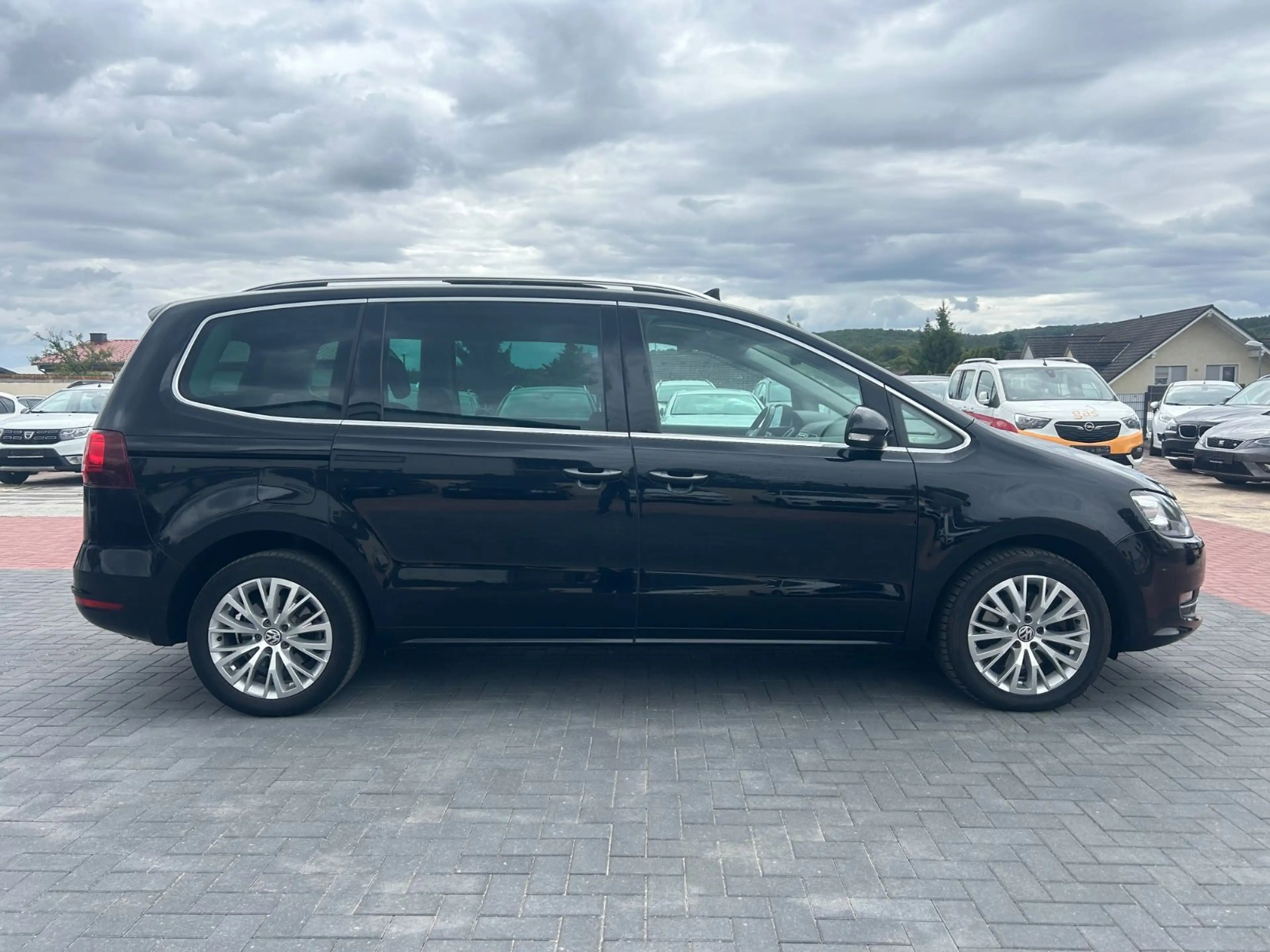 Volkswagen Sharan Highline BMT 7-Sitze*Pano*Elek.Tür*Kamera — photo 4