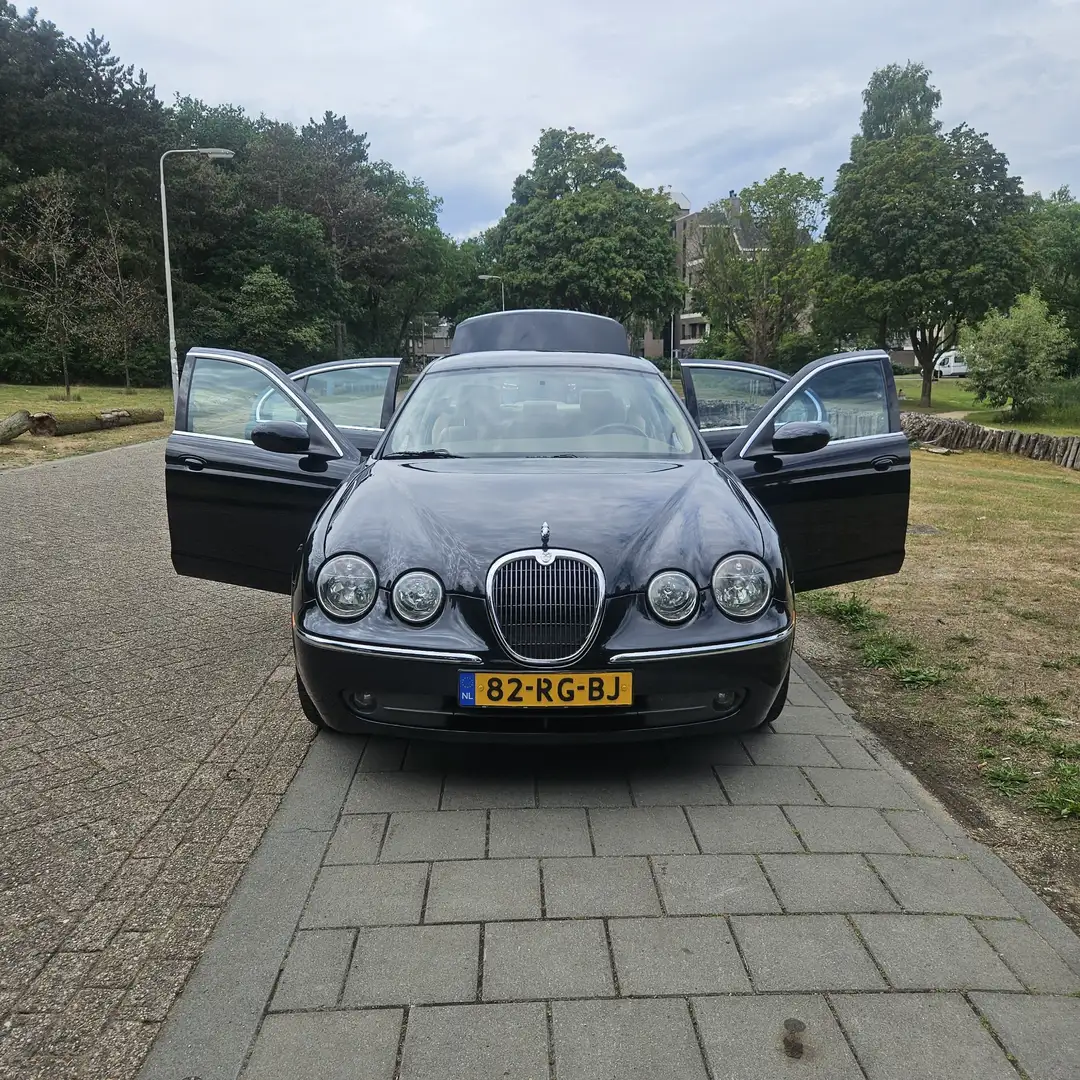 Jaguar S-Type 2.5 V6 Executive - 1