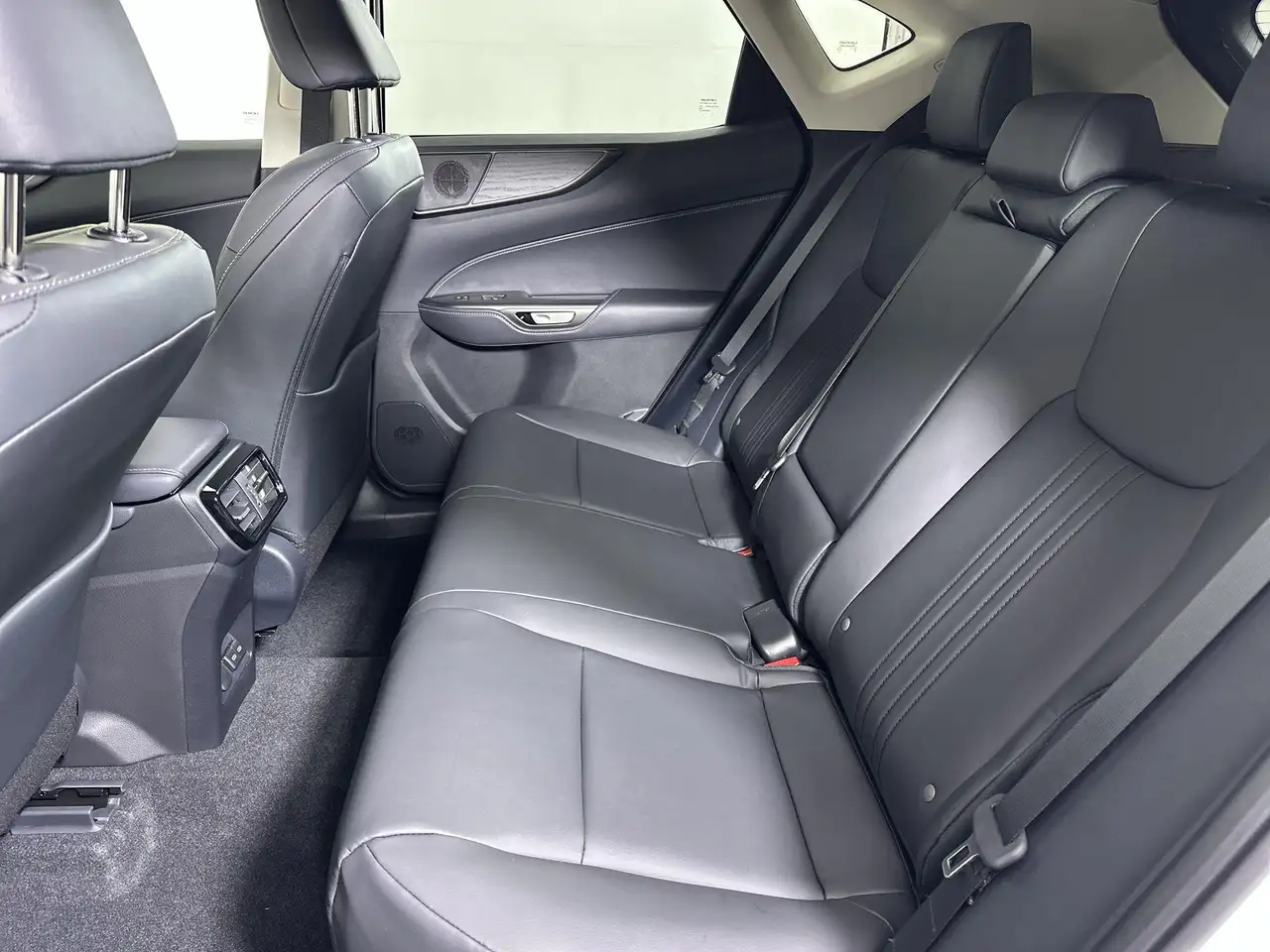 Lexus NX снимка Lexus NX