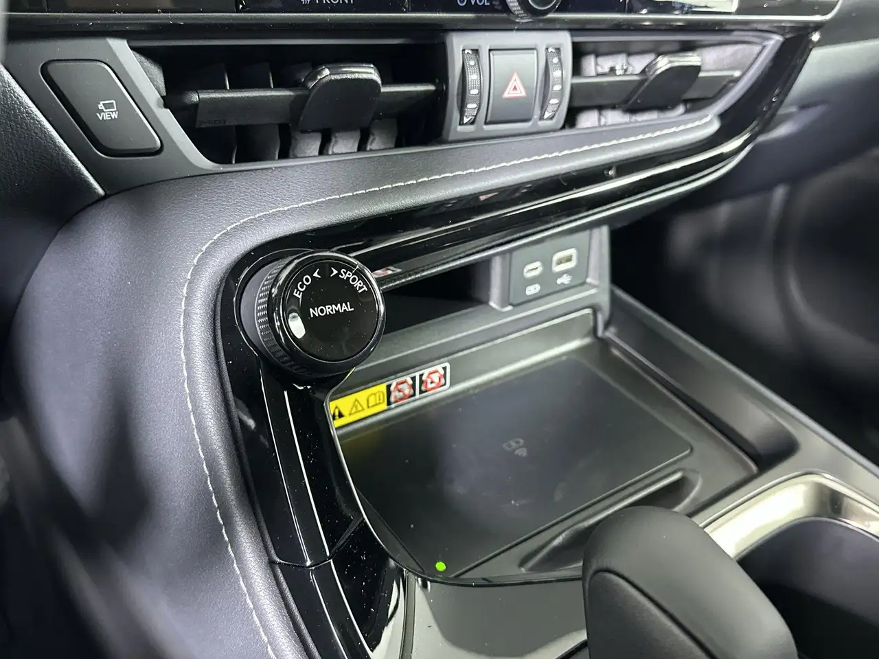 Lexus NX снимка Lexus NX
