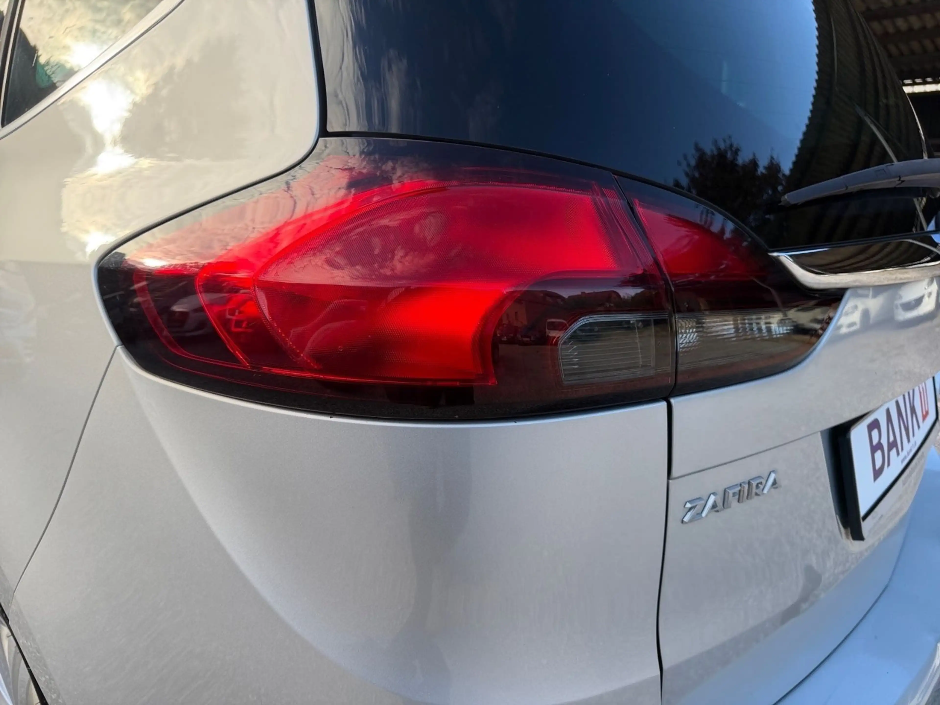 Opel Zafira C 1.4 Turbo Anhängerkupplung CarPlay — photo 11