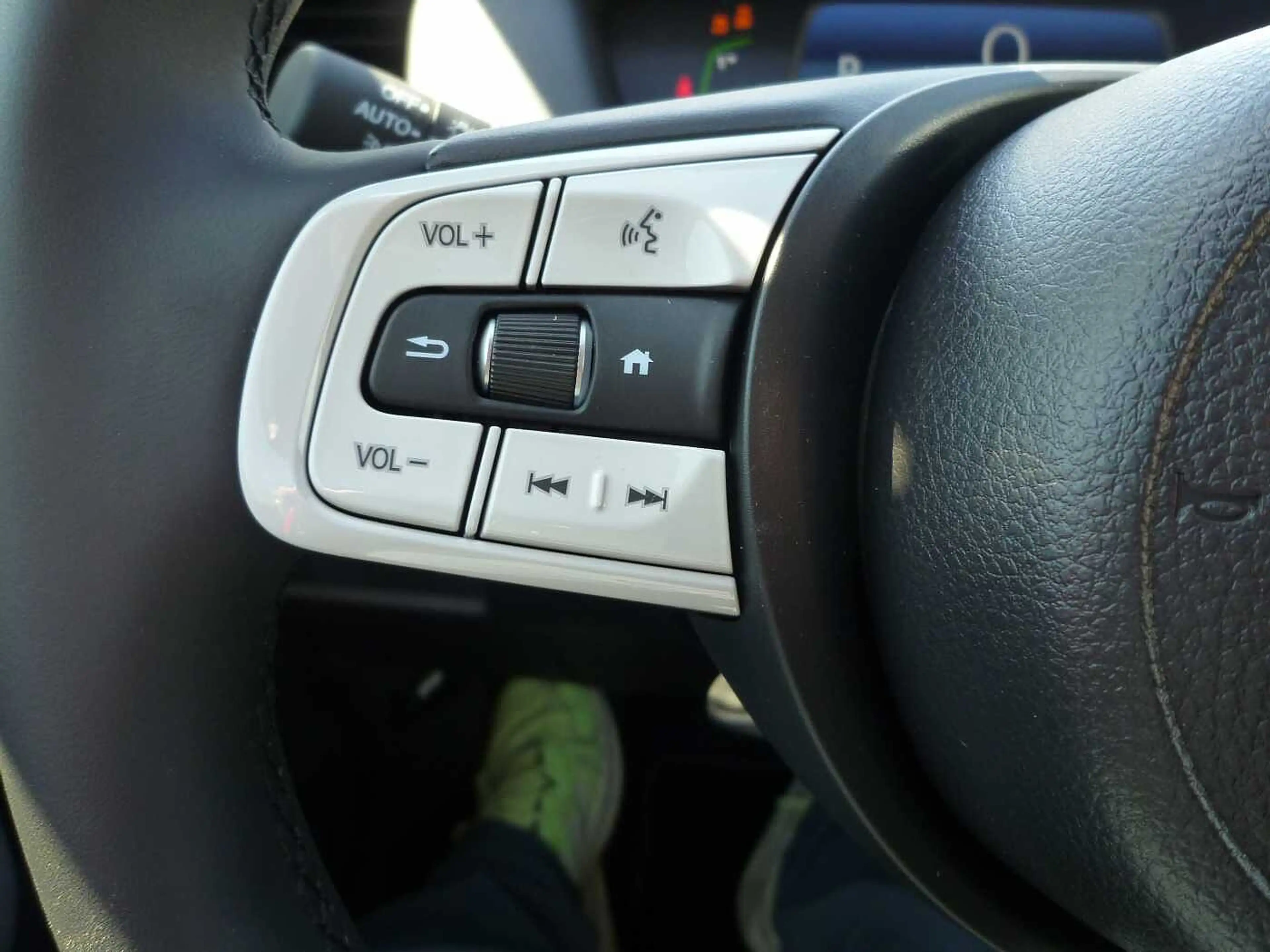 Honda Jazz Hybrid e:HEV 1.5 i-MMD Elegance — photo 12