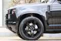 Land Rover Defender 110 P300e X-Dynamic HSE - NP: € 109.500 !! Negro - thumbnail 24