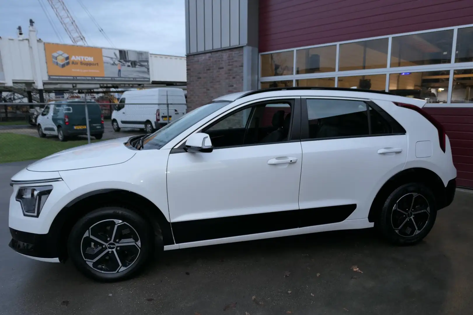 Kia Niro 1.6 GDi Hybrid ExecutiveLine, Super Mooi!, Camera, Blanc - 2
