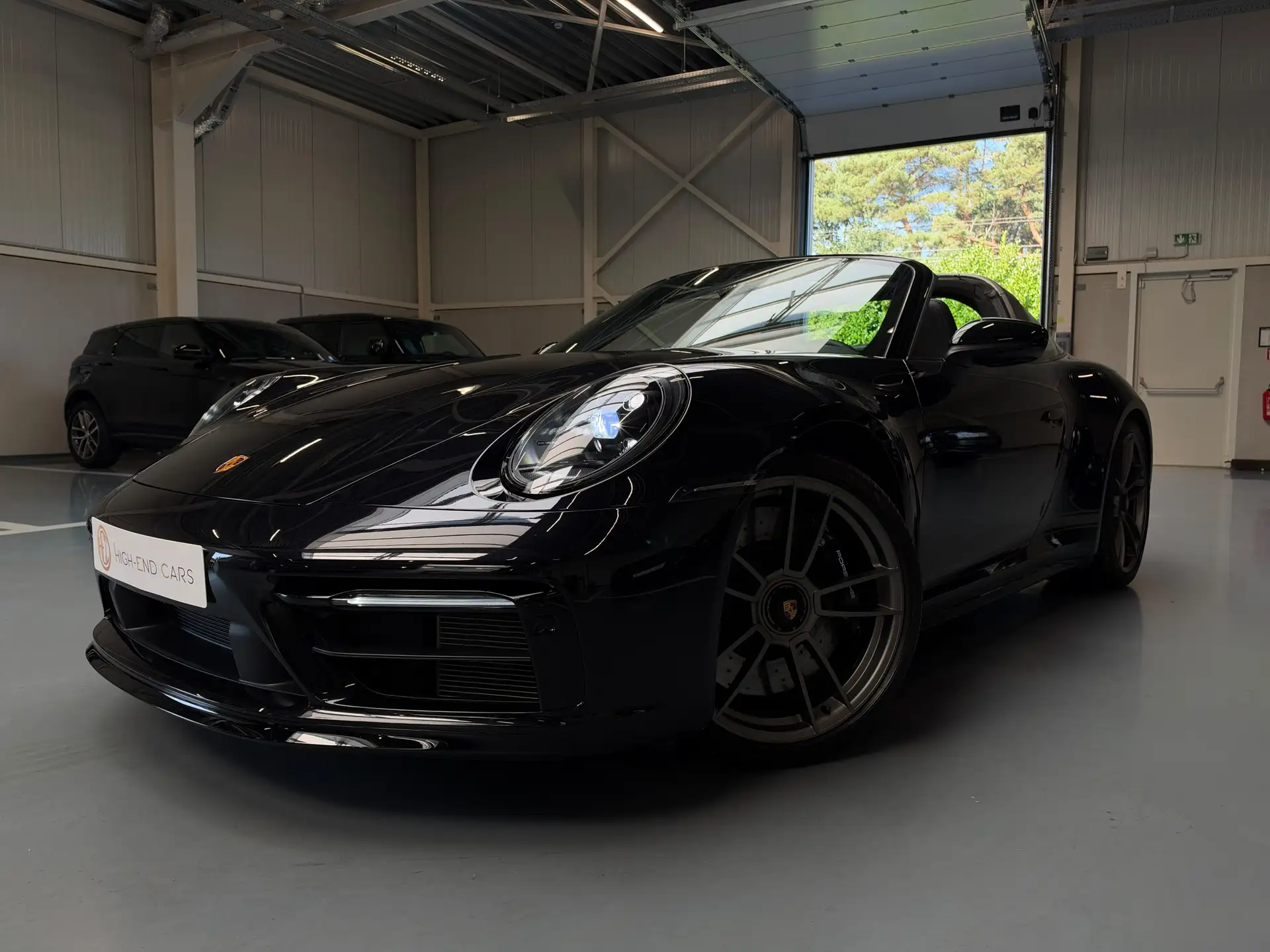 포르쉐 911 Targa 4 GTS 2023 검정 사진 1