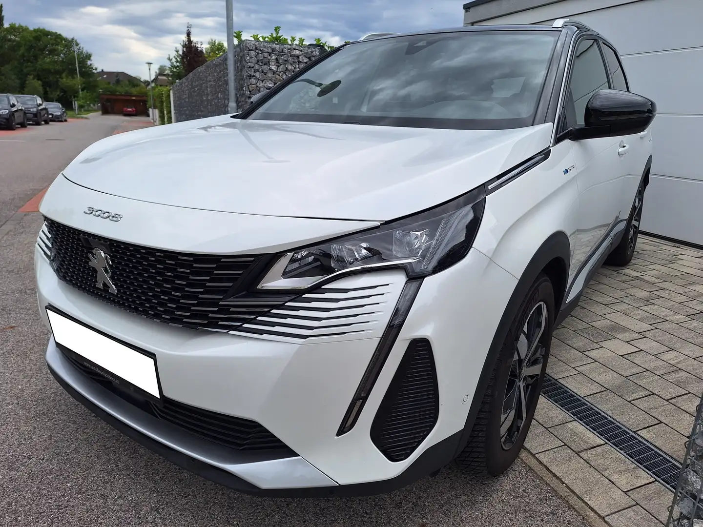 Peugeot 3008 Peugeot 3008 Hybrid 300 e-EAT8 GT Pack Aut. SUV Beyaz - 1