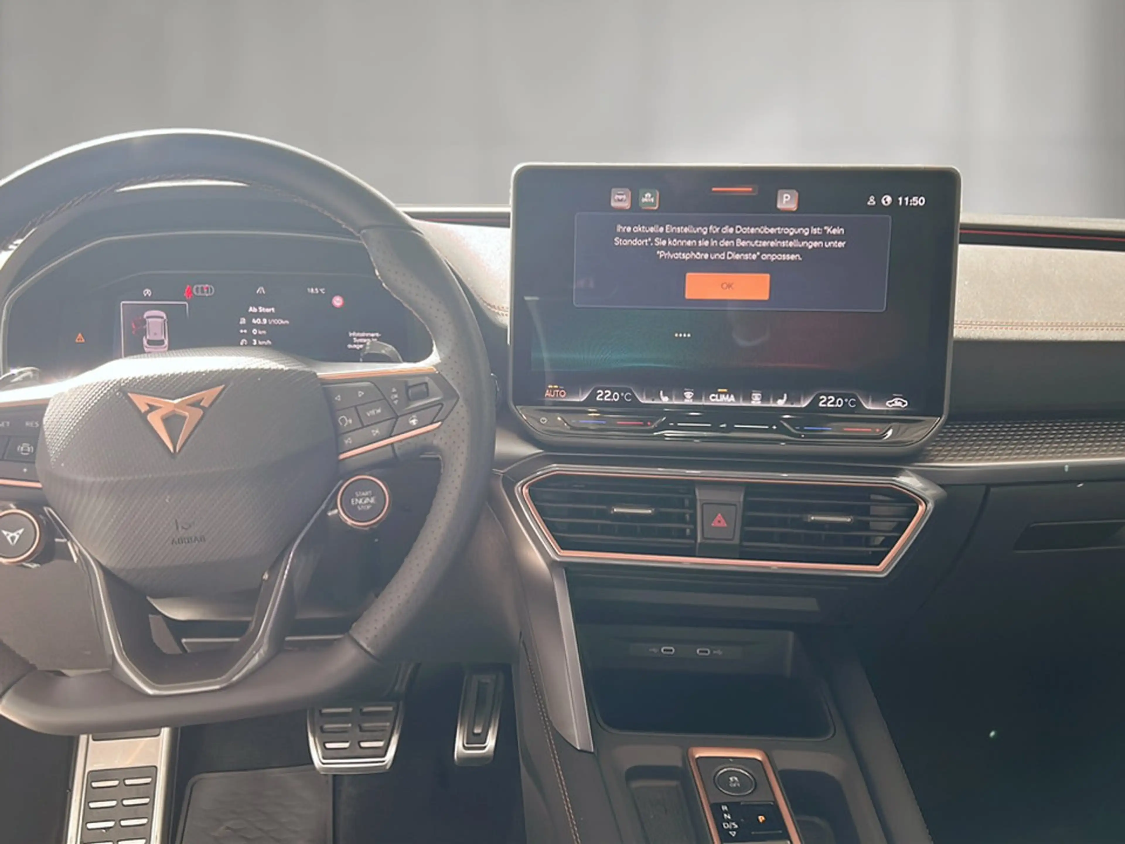 CUPRA Leon 1.5 eTSI DSG — photo 12