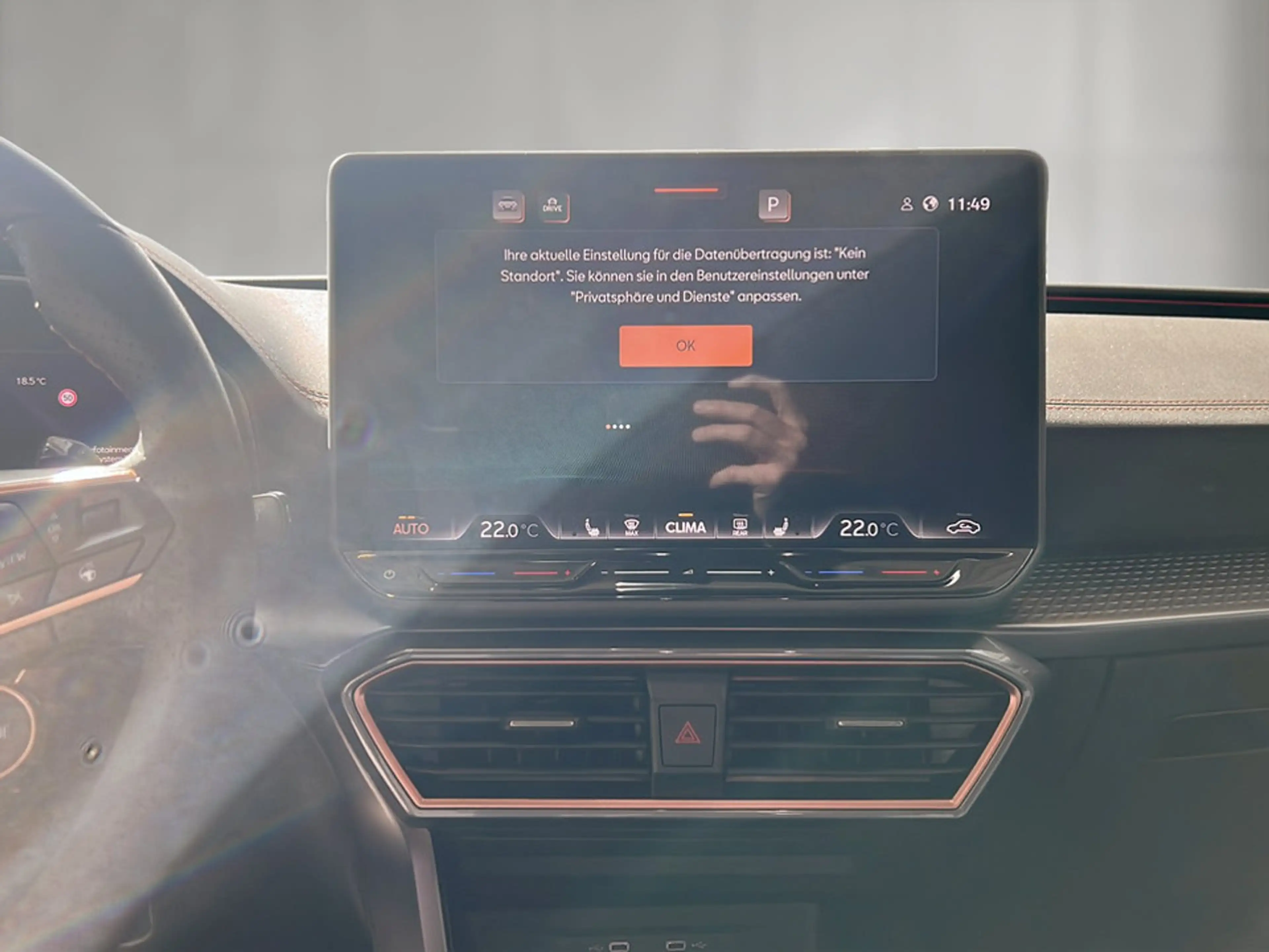 CUPRA Leon 1.5 eTSI DSG — photo 10