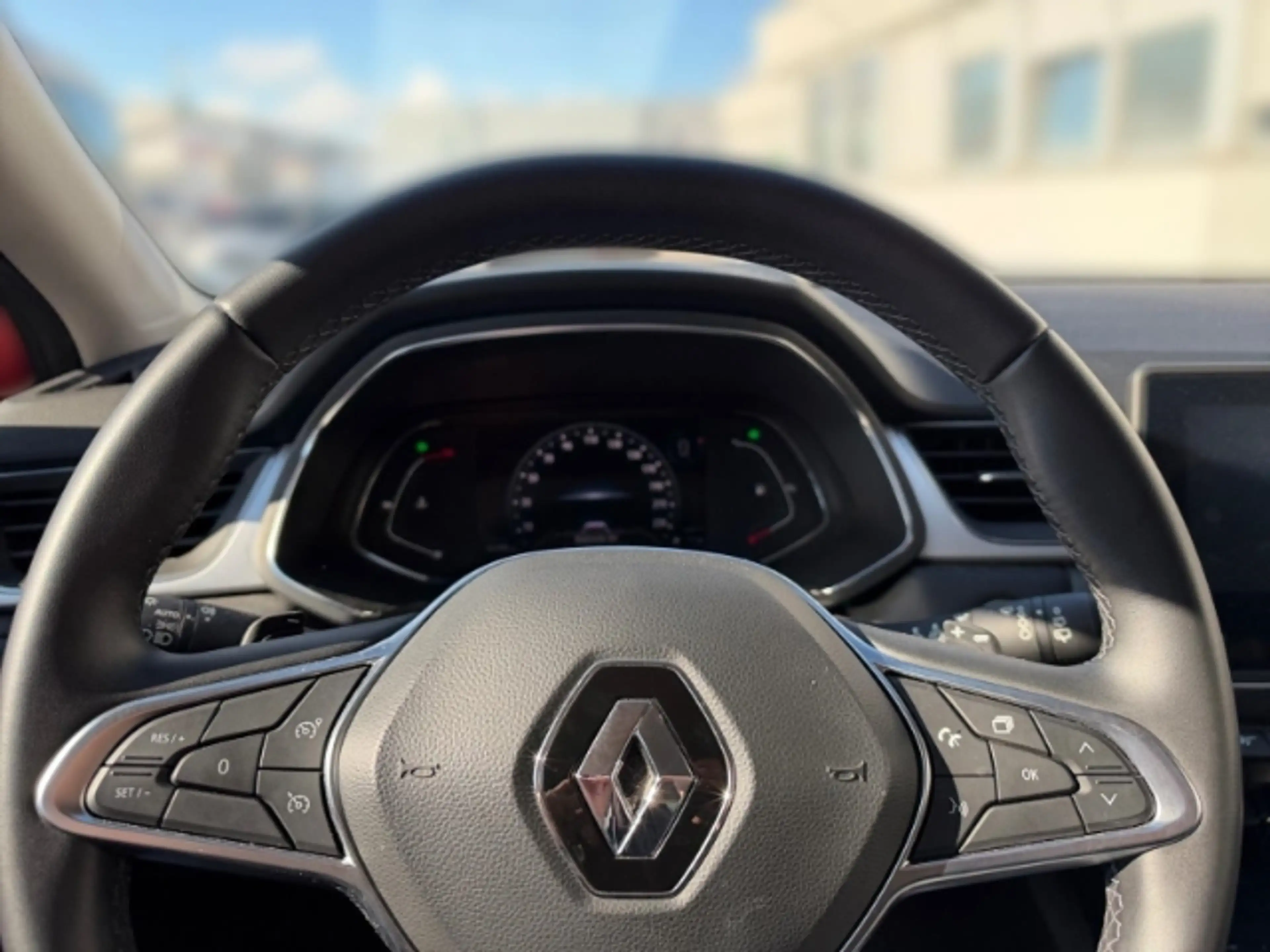 Renault Captur II 1.3 TCe 140 Intens 360 Grad Kamera+Apple CarPla — photo 8