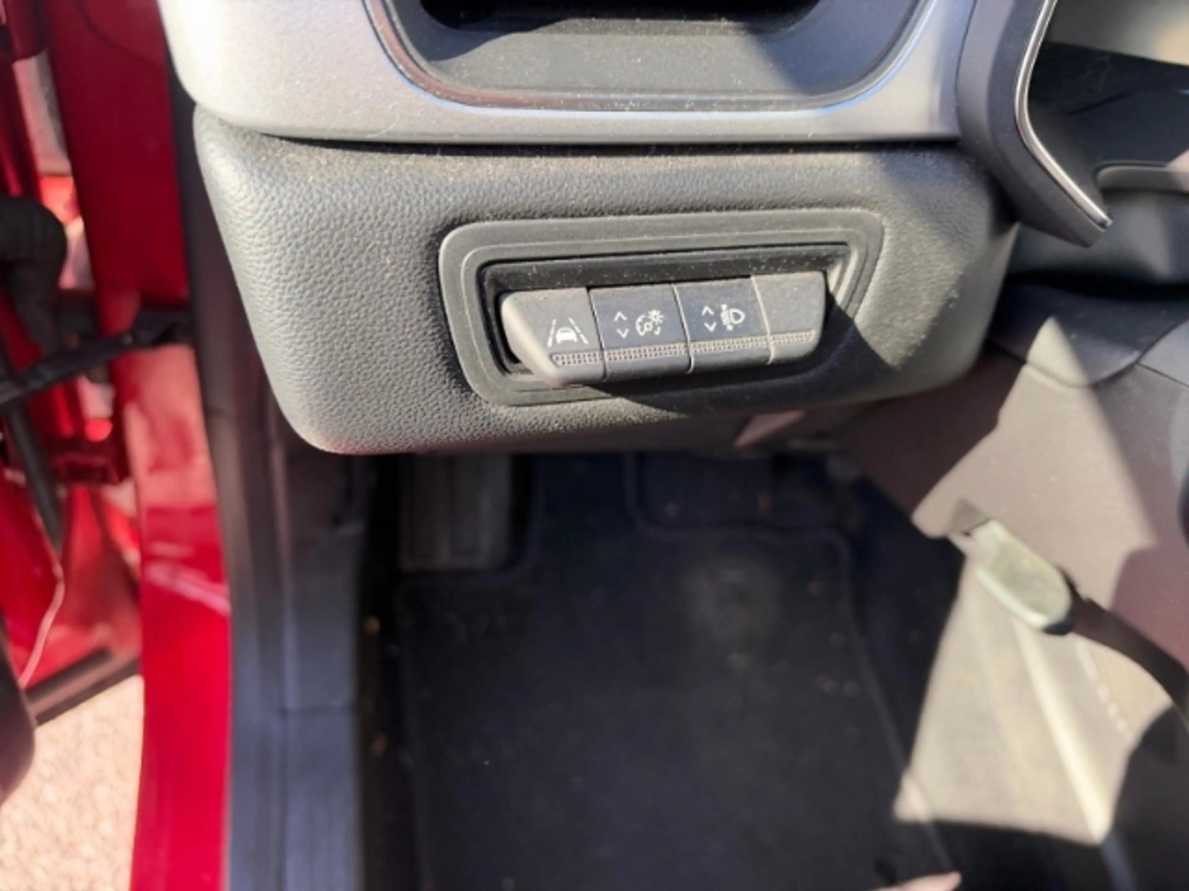 Renault Captur II 1.3 TCe 140 Intens 360 Grad Kamera+Apple CarPla — photo 14