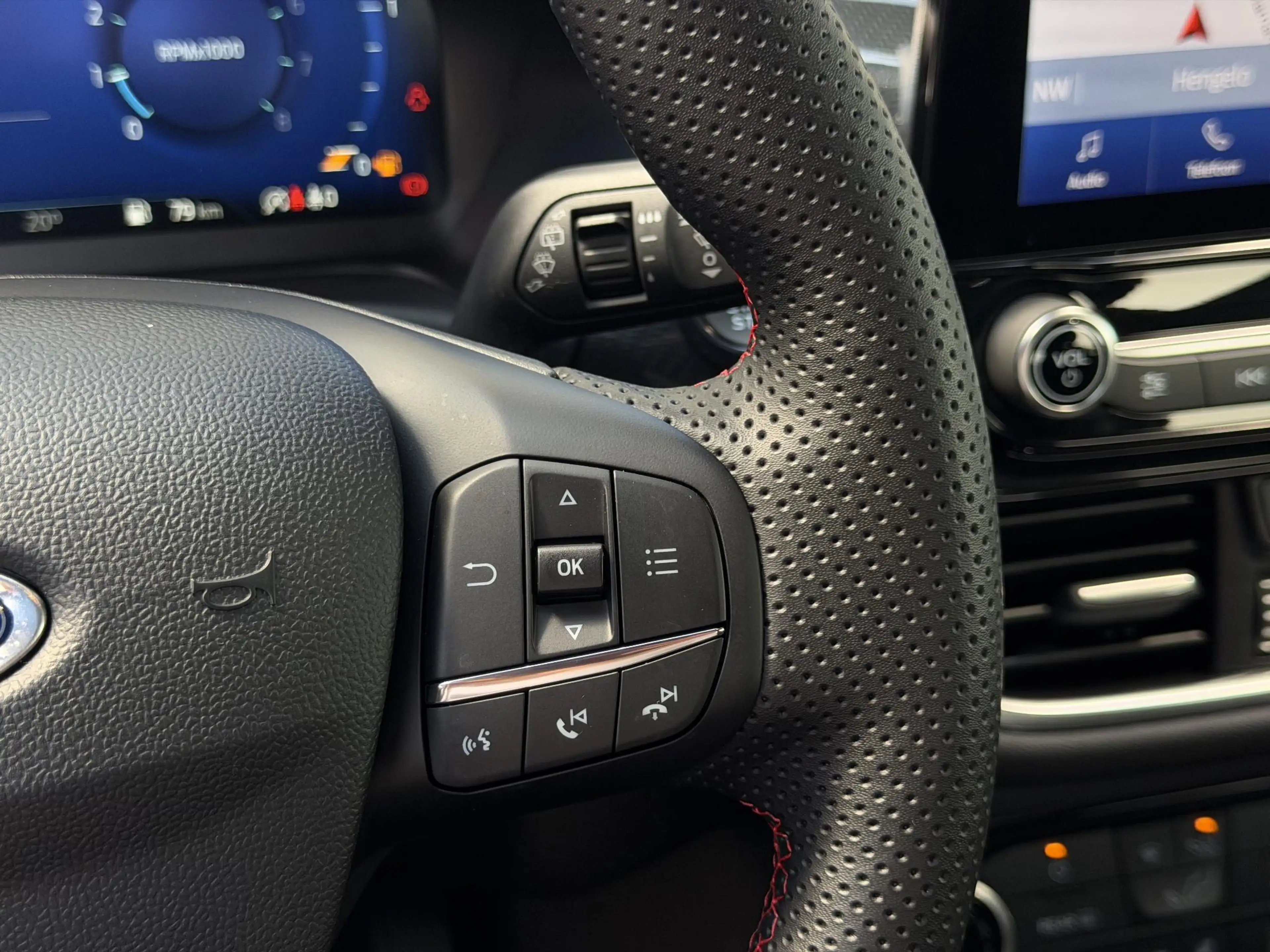 Ford Puma 1.0 EcoBoost Hybrid ST-Line 19" Velgen I Trekhaak — photo 19