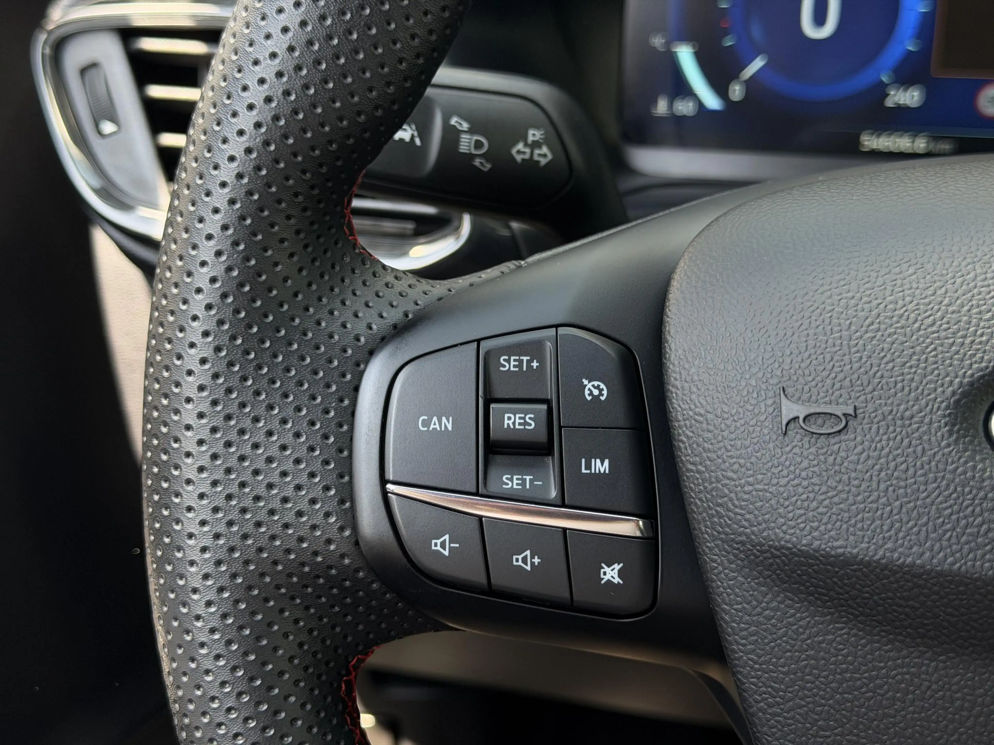 Ford Puma 1.0 EcoBoost Hybrid ST-Line 19" Velgen I Trekhaak — photo 17