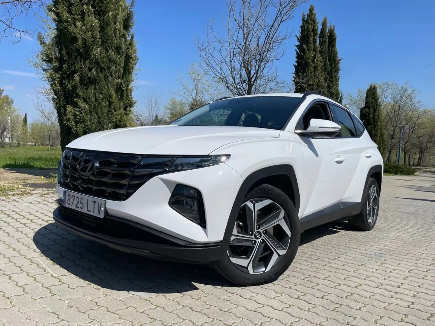 Hyundai TUCSON Maxx Auto 4x4 1.6 TGDI PHEV 265cv. *IVA deducible* Wit - 1