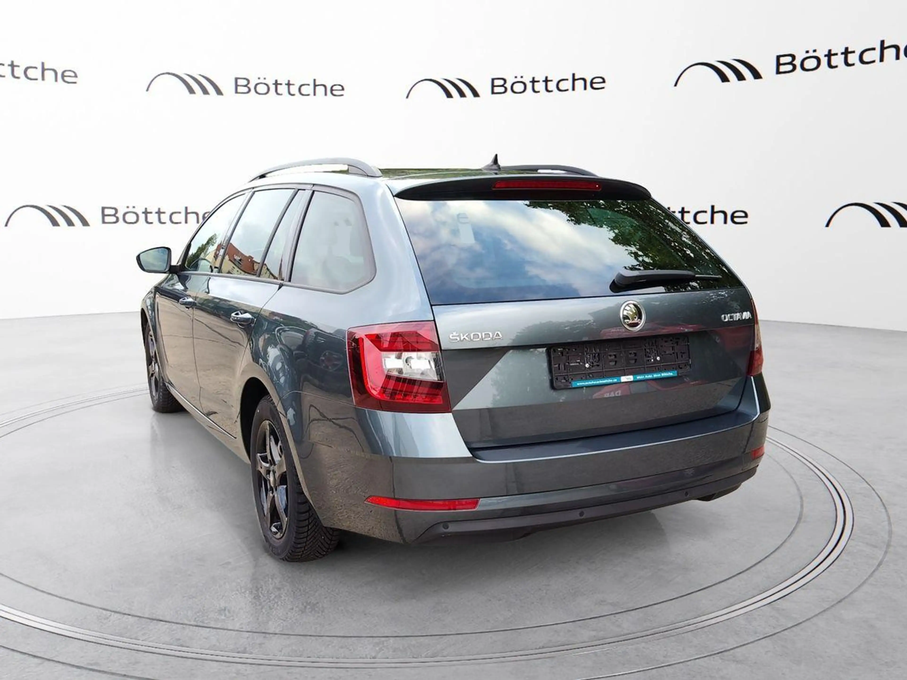 Skoda Octavia 1.4 16V TSI — photo 3