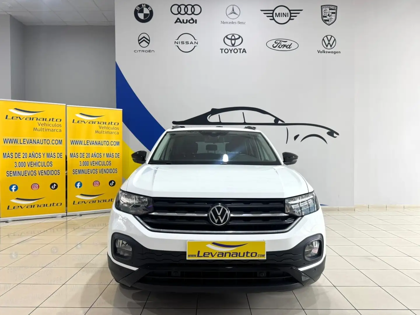 Volkswagen T-Cross 1.0 TSI Advance DSG7 81kW Blanco - 2