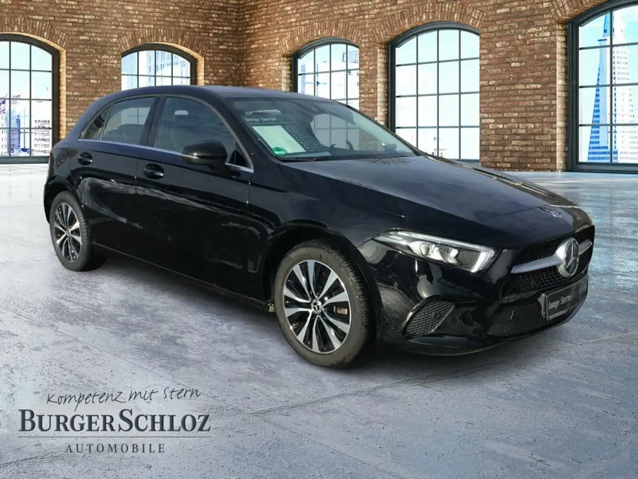 Mercedes-Benz A 250 e AUT Kam. KlimaA LED LM Navi PDC ParkAss 3