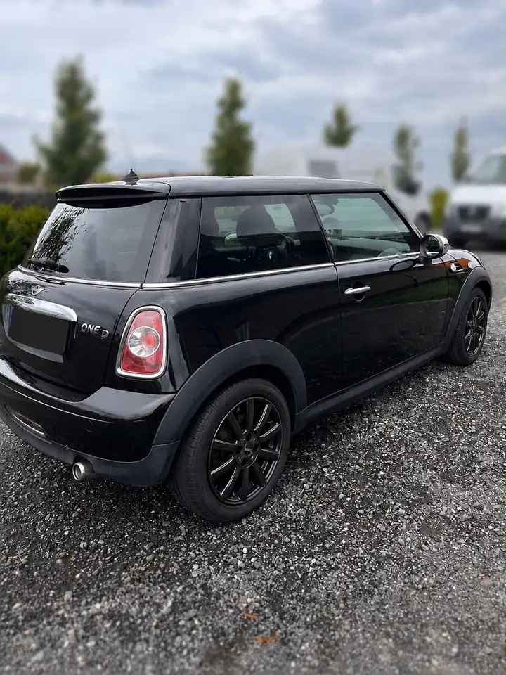 MINI One D
