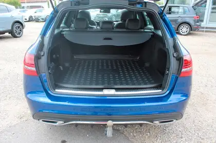 Annonce voiture d'occasion Mercedes-Benz C 300 - CARADIZE