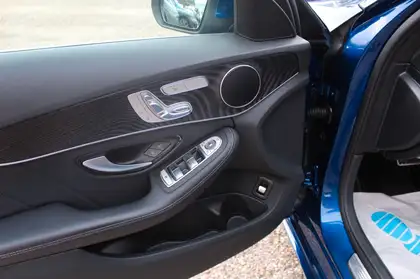 Annonce voiture d'occasion Mercedes-Benz C 300 - CARADIZE