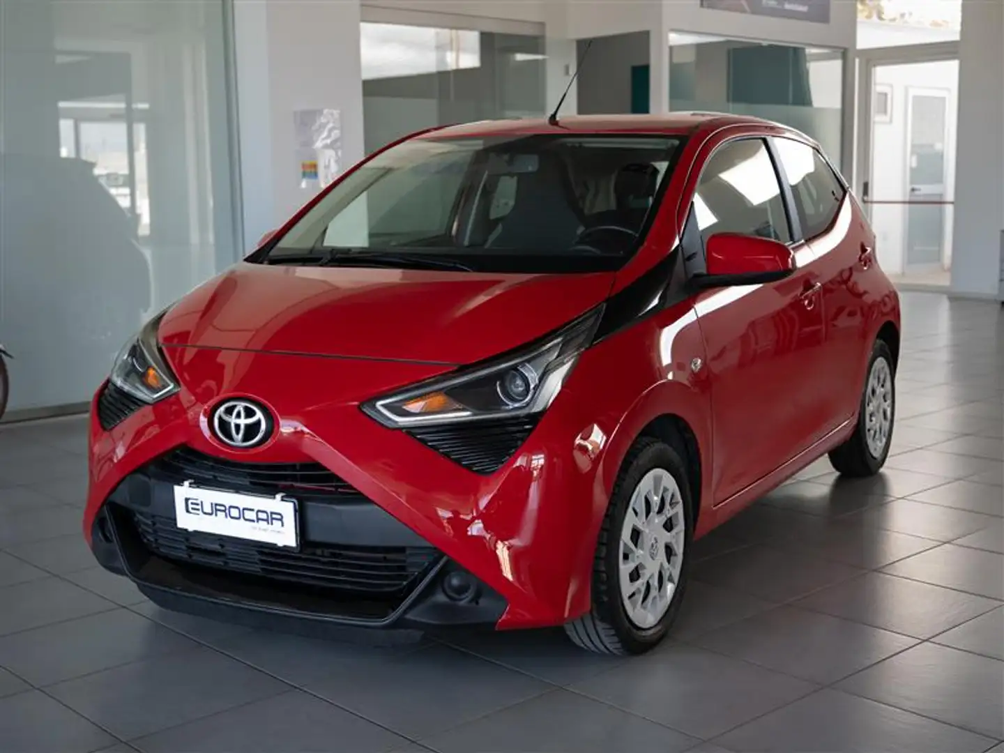 Toyota Aygo X -Cool 72Cv 36 mesi garanzia Verde - 1