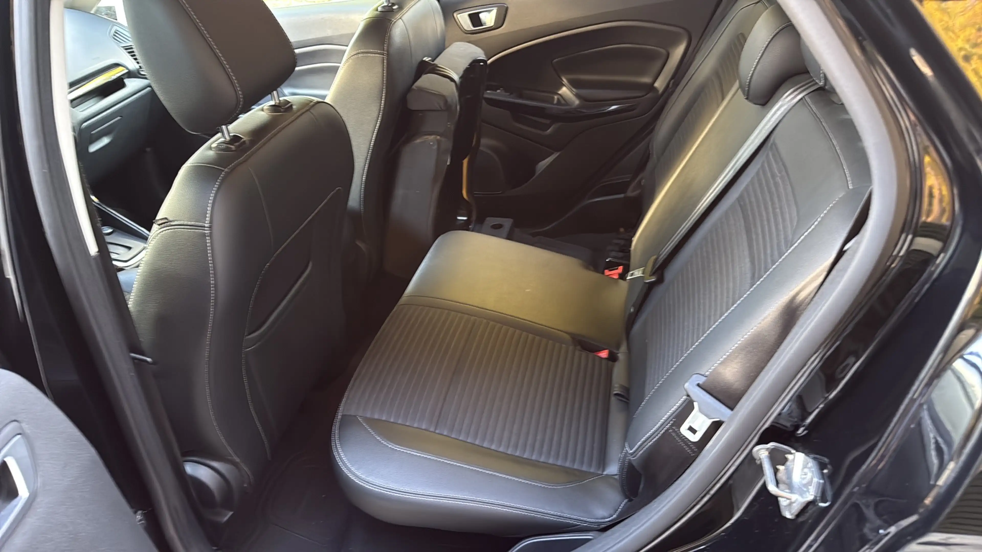 Ford EcoSport Titanium *AUTOMATIK* — photo 15