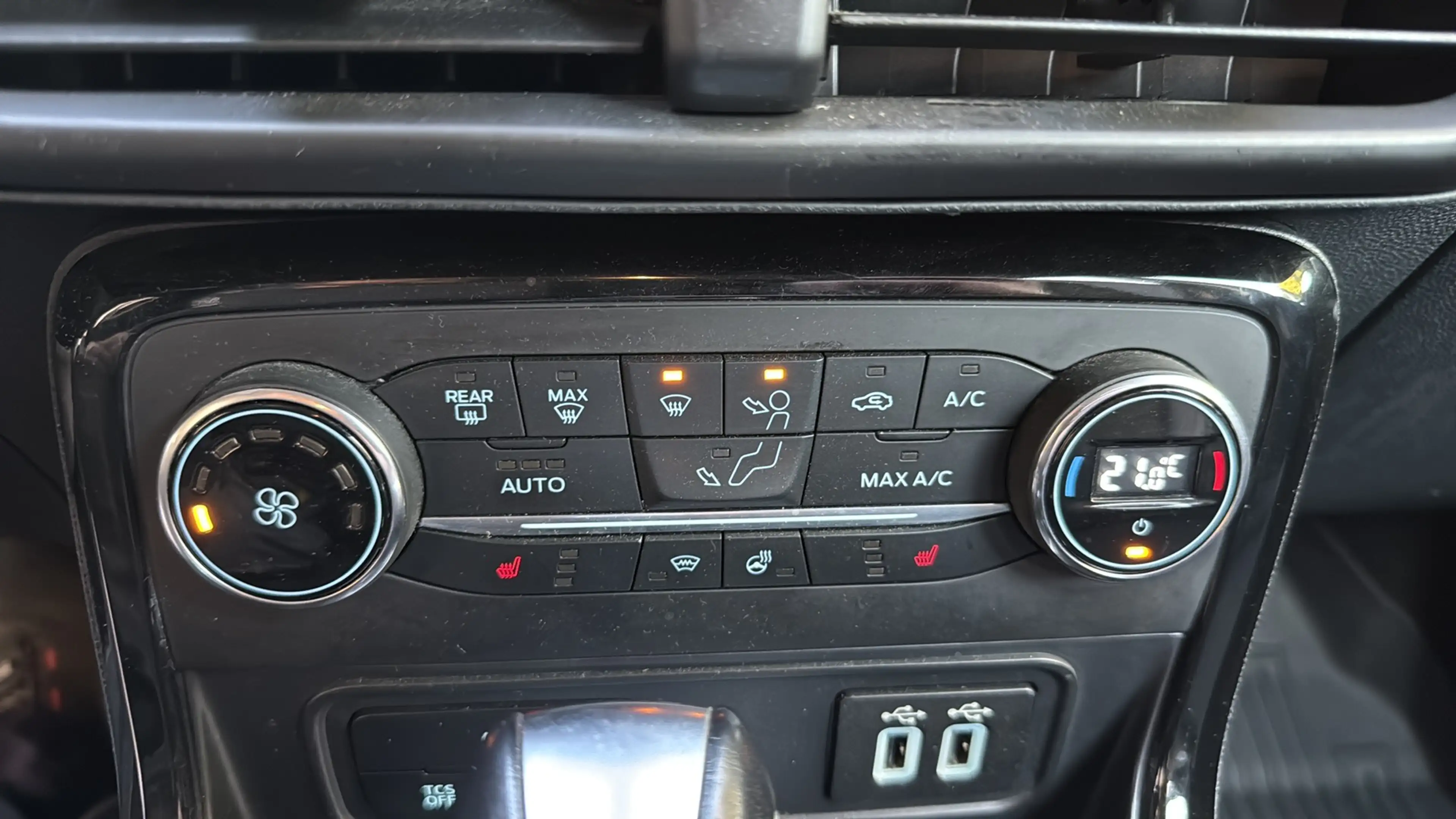 Ford EcoSport Titanium *AUTOMATIK* — photo 12