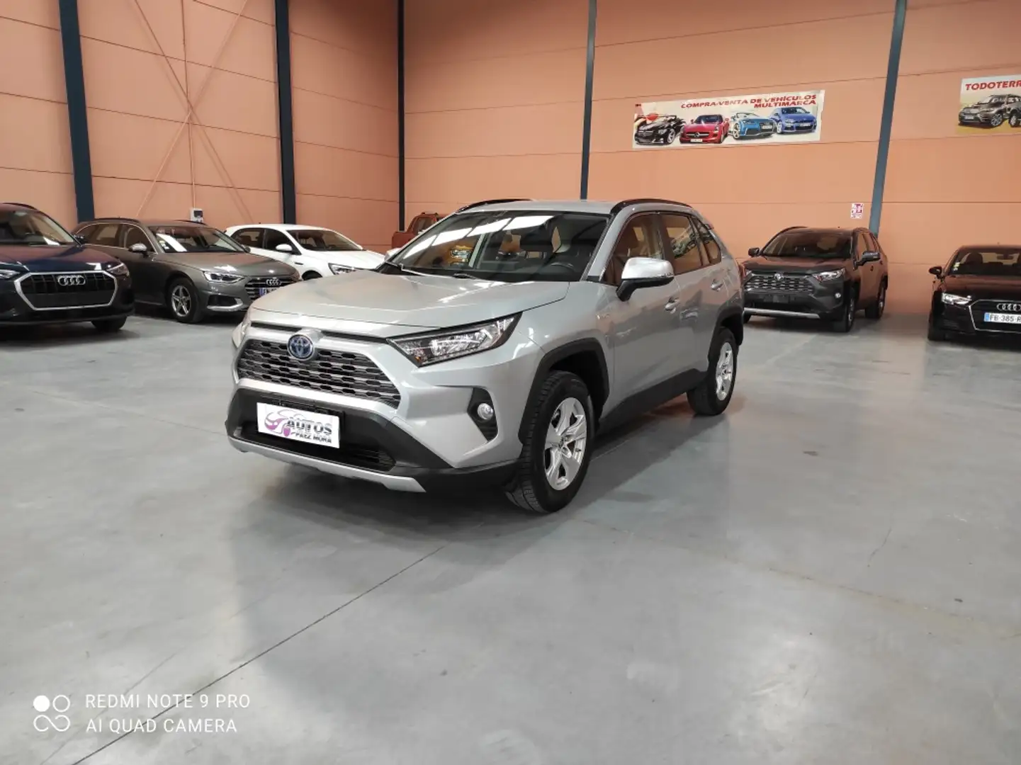 Toyota RAV 4 2.5 hybrid 2WD Business Grau - 1