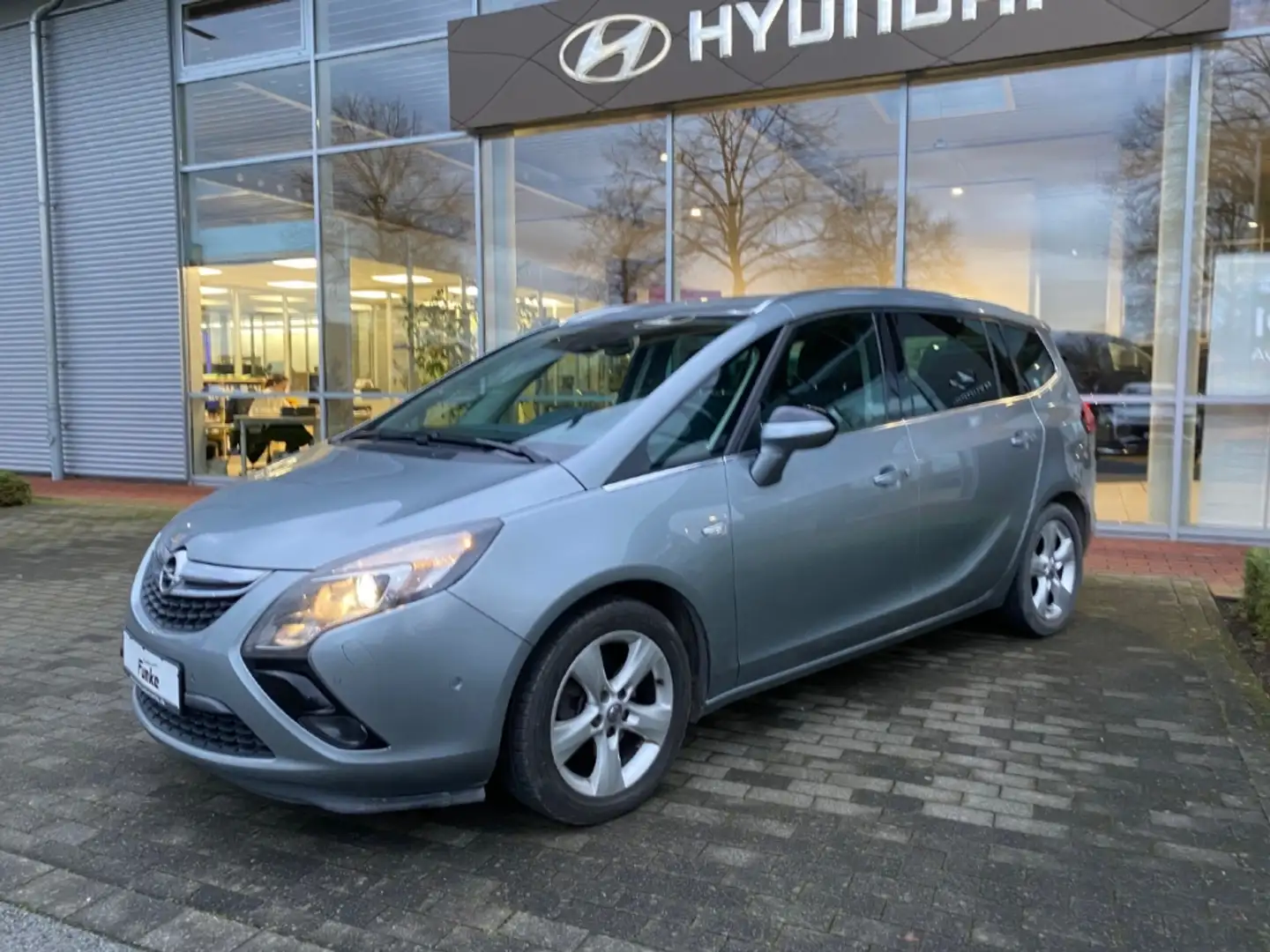 Opel Zafira Tourer C Erdgas CNG 7-Sitzer Innovation Allwetter AHK-abn Silber - 1