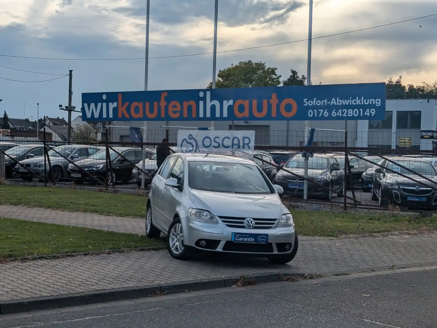 Volkswagen Golf Plus V Goal*AUTOMATIK*PDC*TEMPOMAT !! Silber - 1