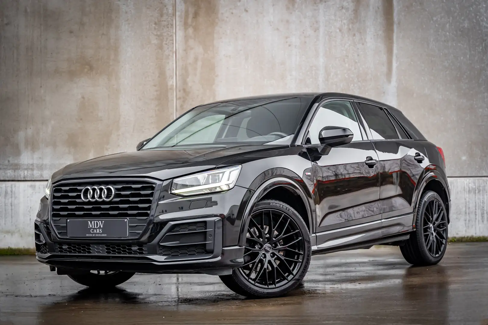 Audi Q2 S-LINE - 1