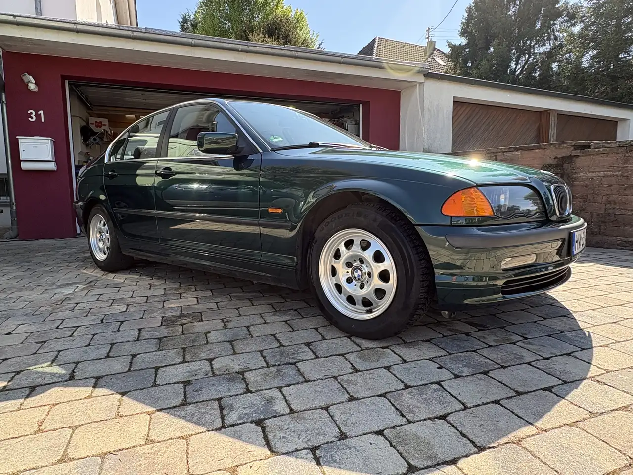 BMW 320i, foto 10