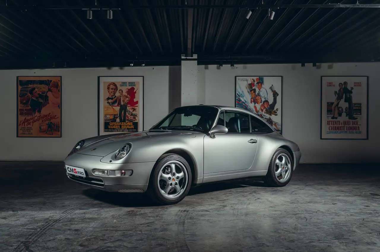 Porsche 993 TARGA / 53.800 KM! / MANUAL / AS NEW / ONLY PORSCHE SERVICING / ALL DOCUMENTATION / SOFT RUFFLED LEATHER / PCCM, foto 7