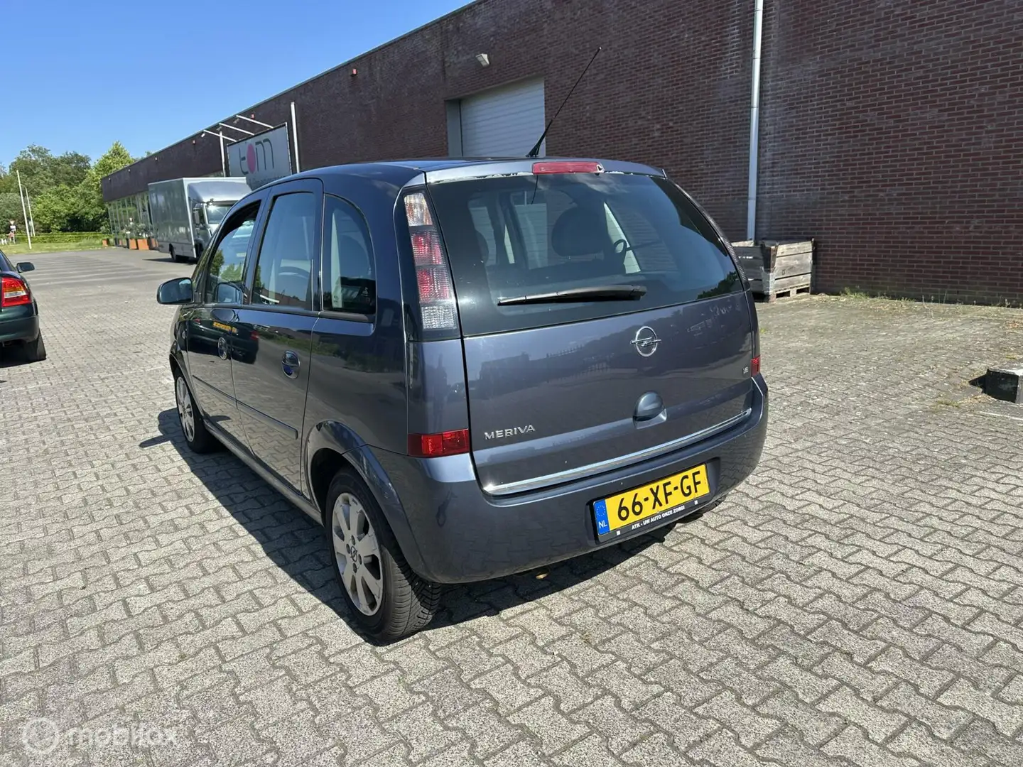 Opel Meriva 1.6-16V Temptation Gris - 2