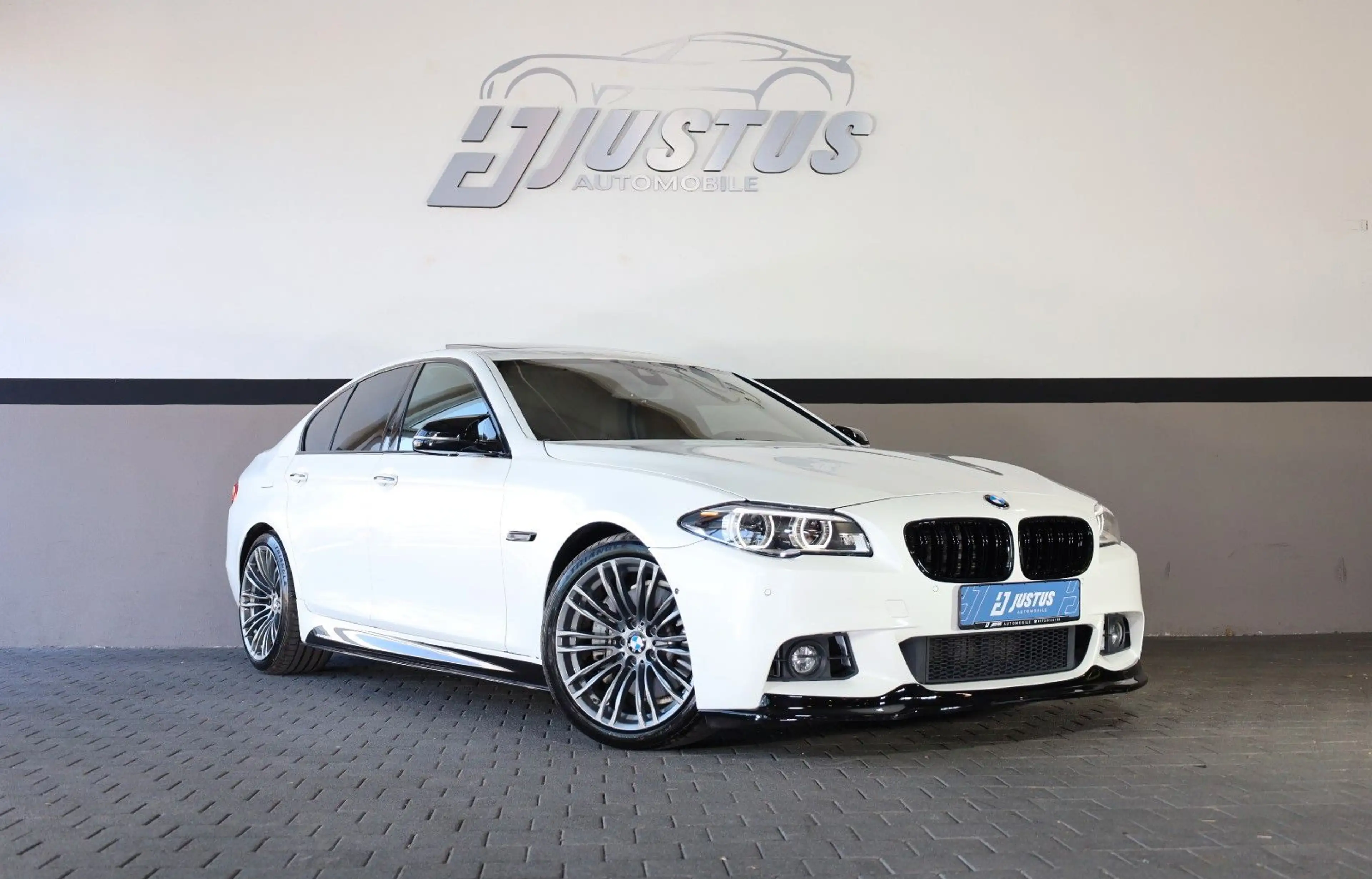 BMW 535 i/360*/HUD/SHZ/HK/SBD/TOTW/LED/PDC/NAVI/R19