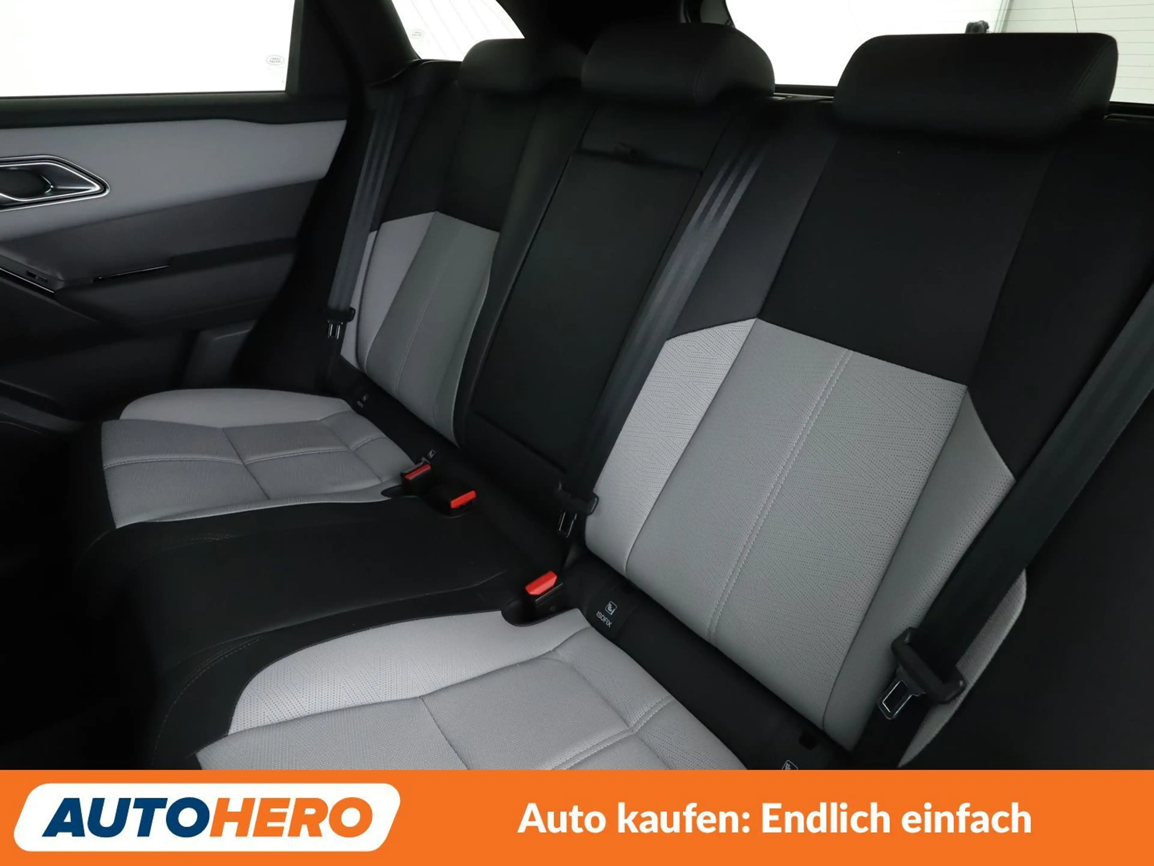 Land Rover Range Rover Velar P400 Mild-Hybrid HSE Dynamic — photo 10