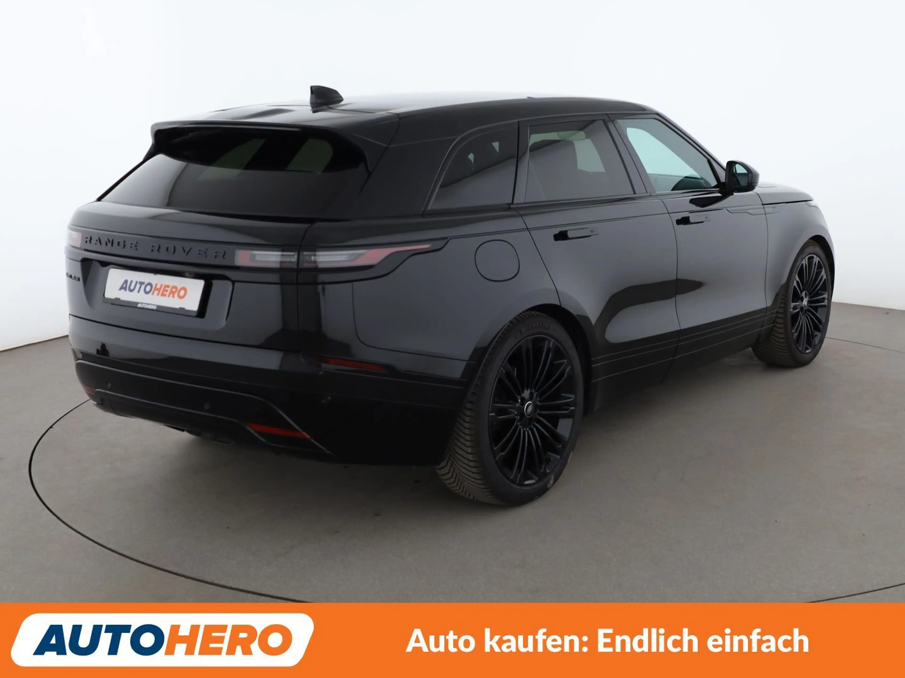 Land Rover Range Rover Velar P400 Mild-Hybrid HSE Dynamic — photo 6