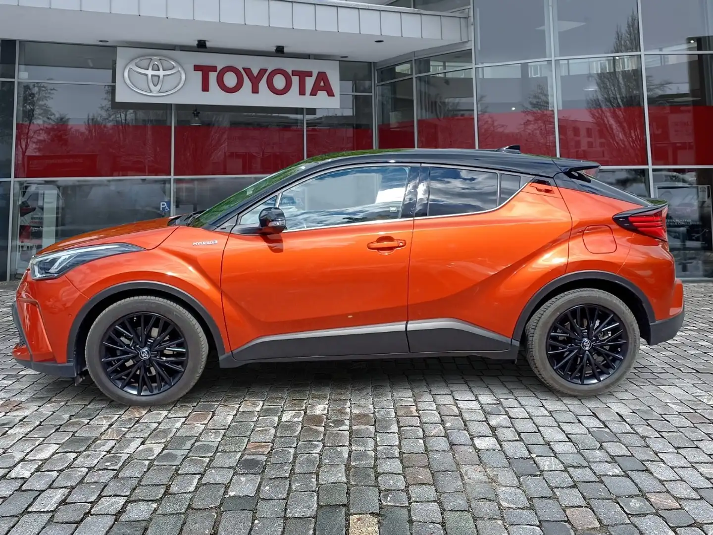 Toyota C-HR 2.0 Orange Edition FLA ACC ParkAss. Leder Noir - 2