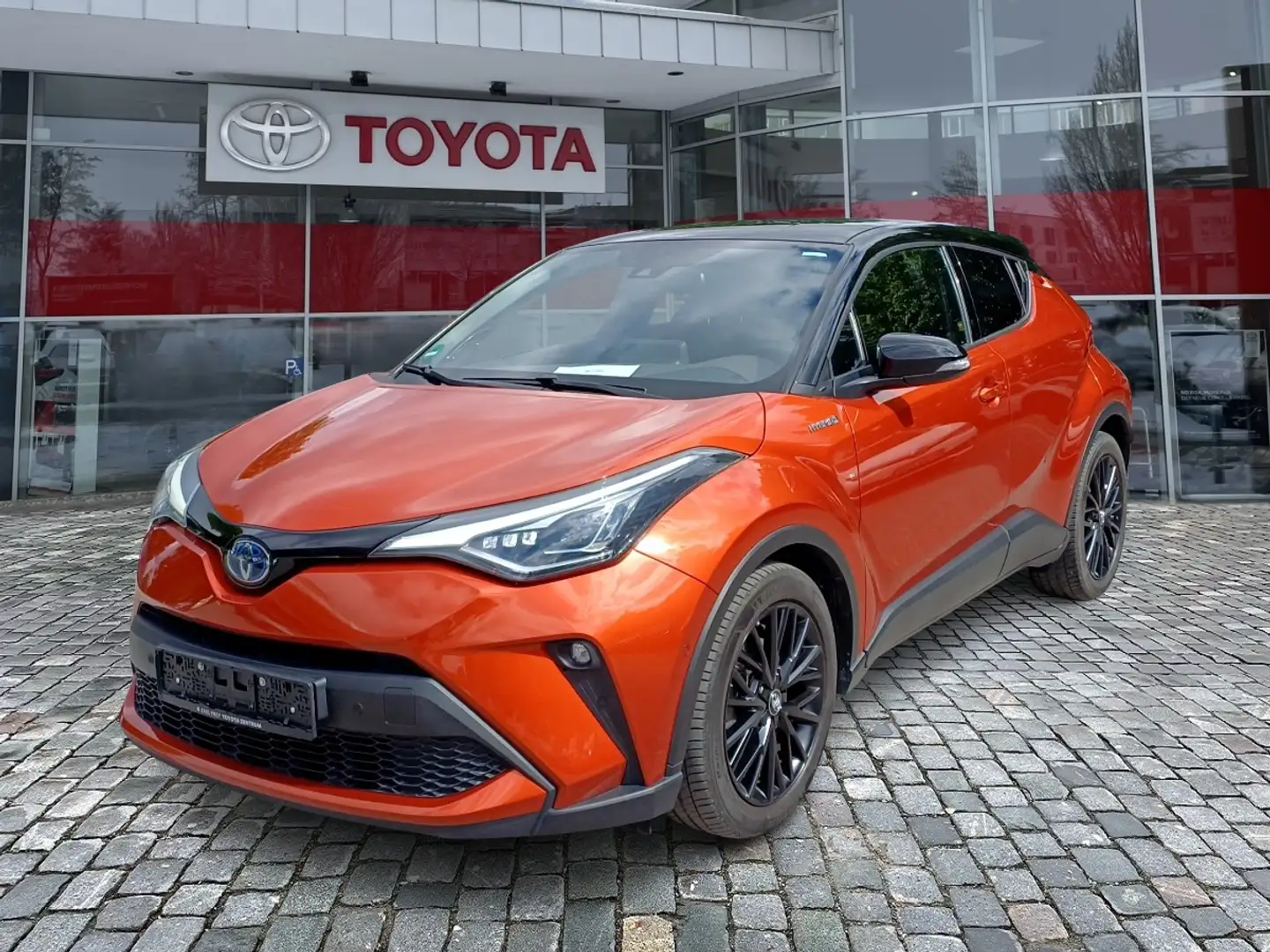 Toyota C-HR 2.0 Orange Edition FLA ACC ParkAss. Leder Noir - 1