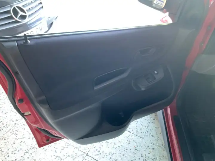 Suzuki Ignis 1.5 4WD 2005, foto 9