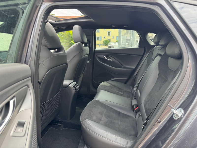 Hyundai i30 Fastback N Line — photo 13