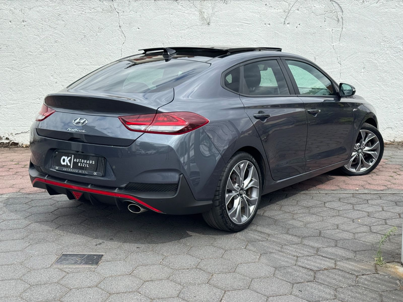 Hyundai i30 Fastback N Line — photo 9