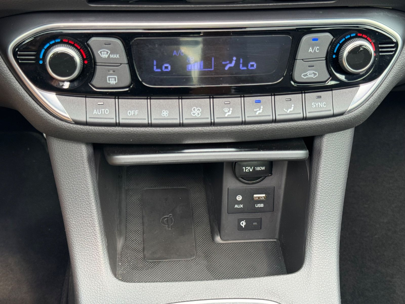 Hyundai i30 Fastback N Line — photo 11