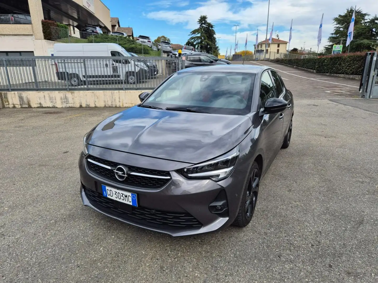 Opel Corsa 1.2 100 CV GS Line Grigio - 1
