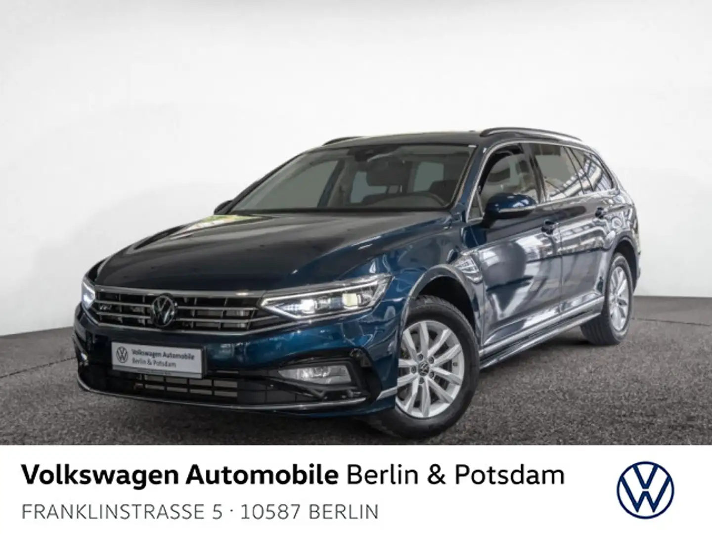 Volkswagen Passat Variant 1.5 TSI DSG Business R-Line AHK Blauw - 1