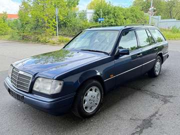 E320 T W124 7-SITZER* OLDTIMER
