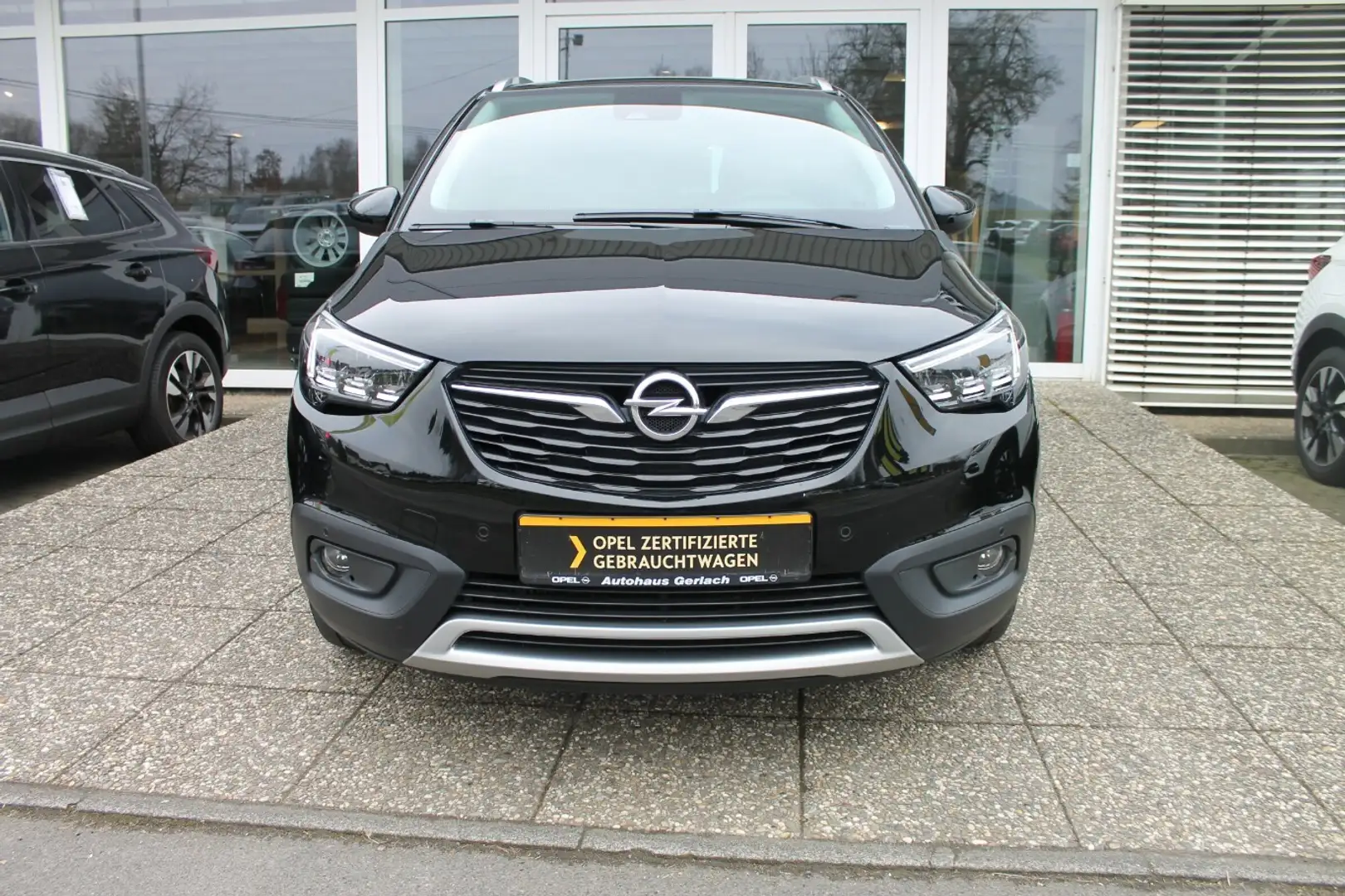 Opel Crossland Innovation Schwarz - 2