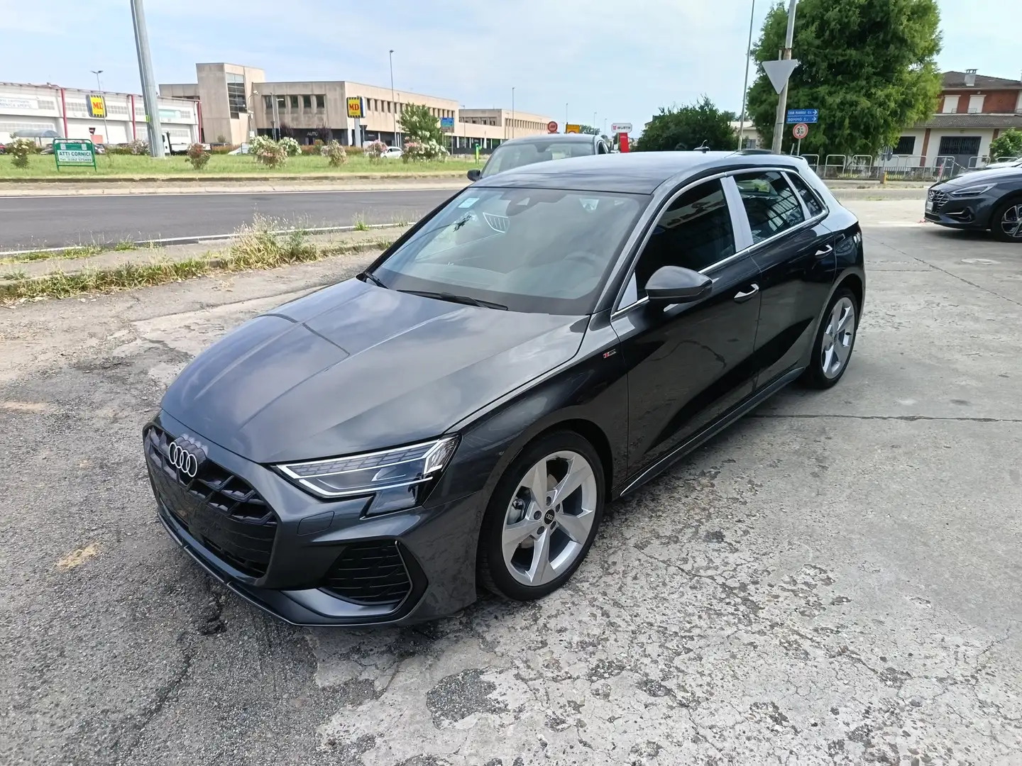 Audi A3 Sportback 35 1.5 tfsi mhev S line edition s-tronic Grigio - 2