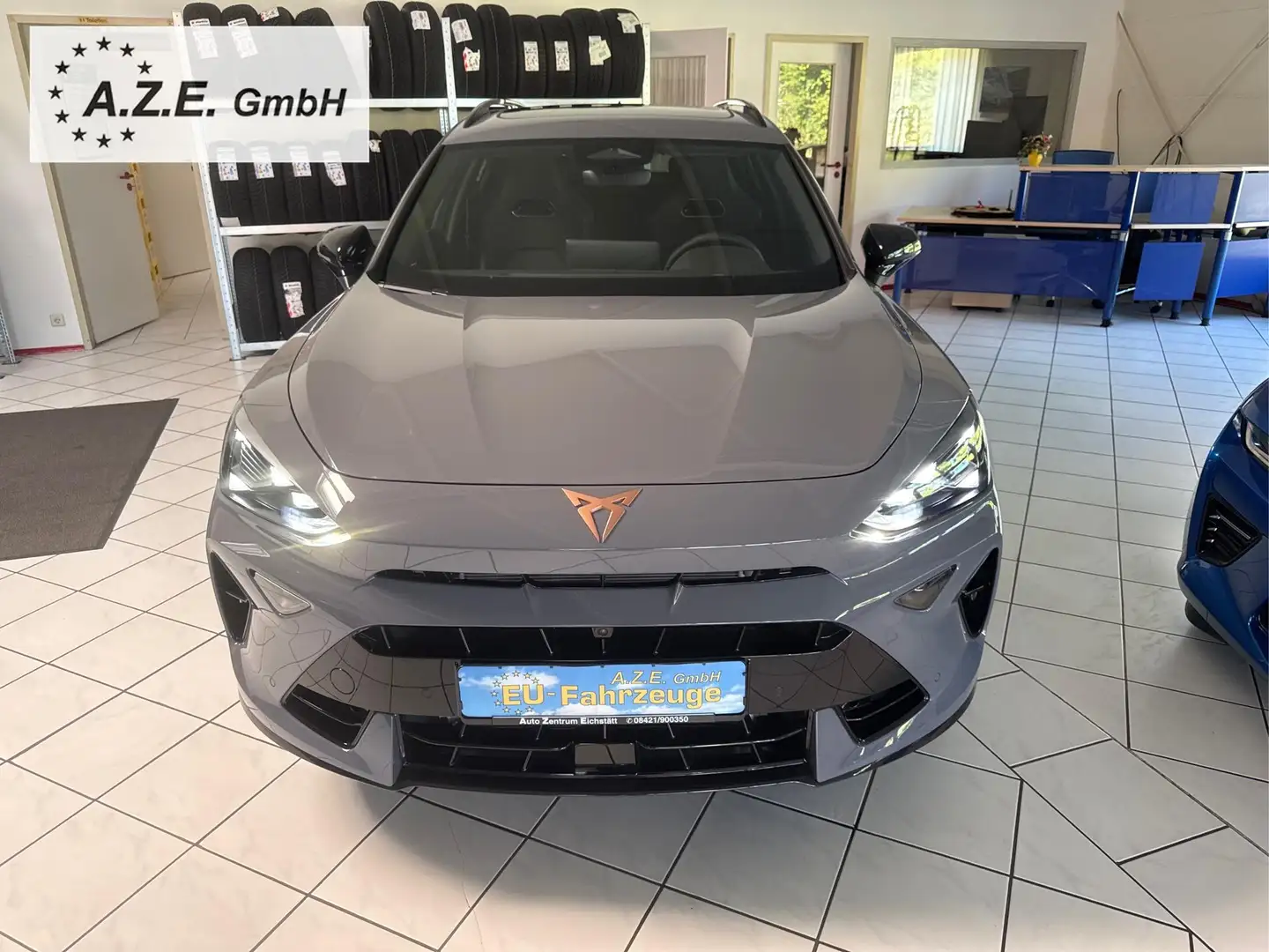 CUPRA Formentor VZ 2.0 TSI DSG 4x4 *NAVI*AHK*EL.KLAPPE*PANO*LHZ... Gris - 2