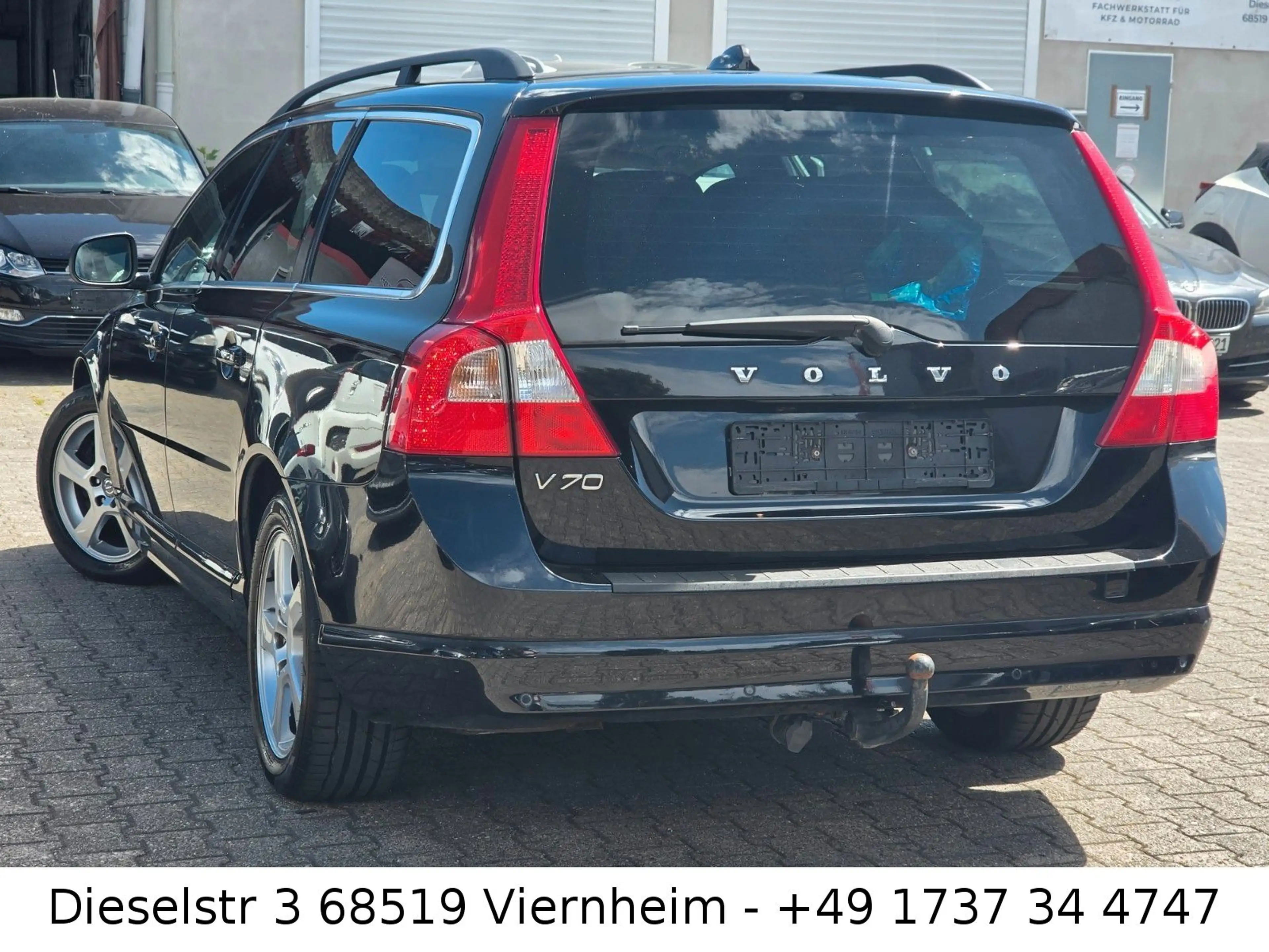 Volvo V70 Momentum 5 Zyli|Automtk|Navi|Xenon|Leder|AHK — photo 5