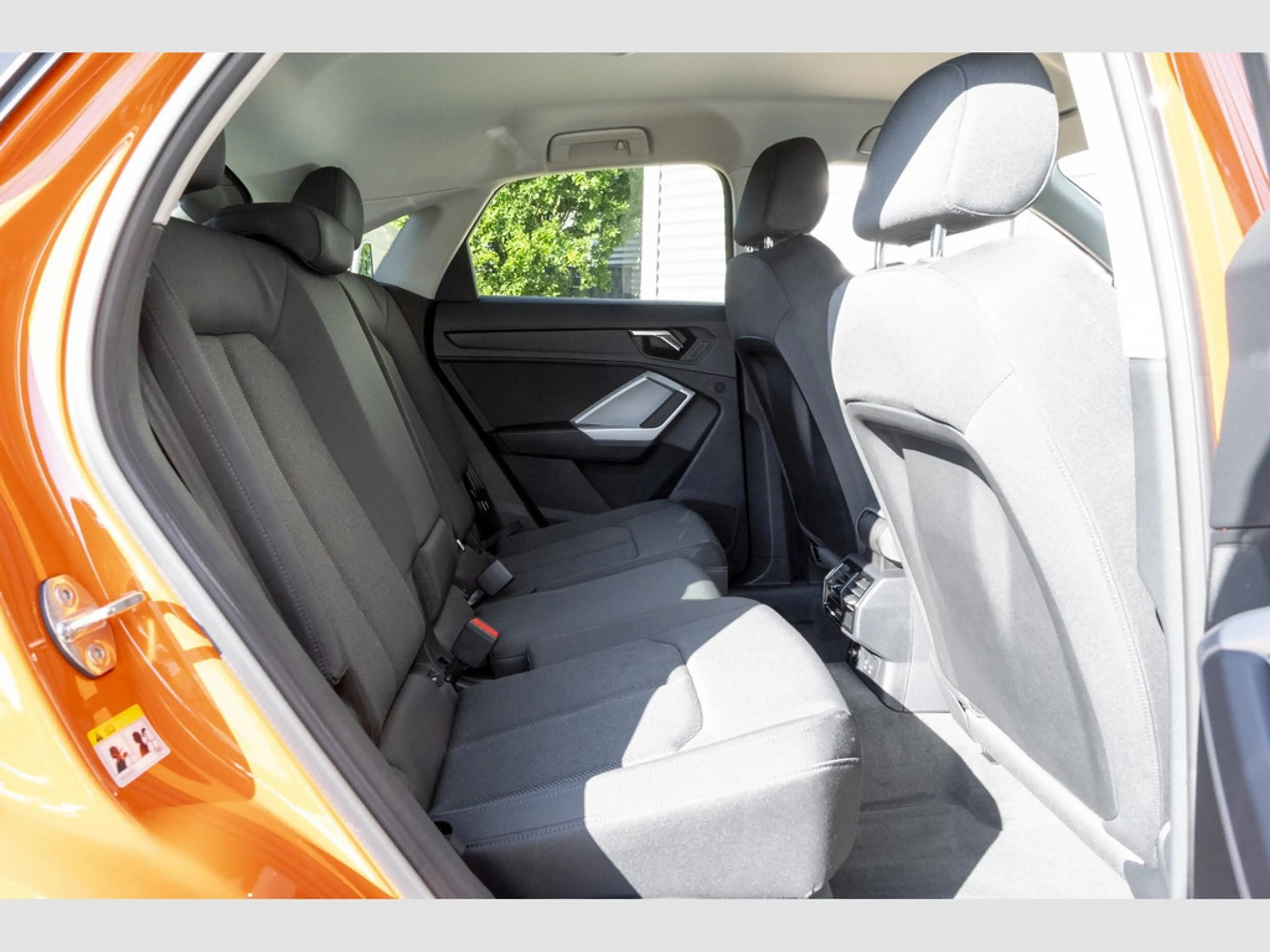 Audi Q3 Sportback 35 TFSI S line 'AHK|Navi+|PDC+ 35 TFSI S line — photo 10